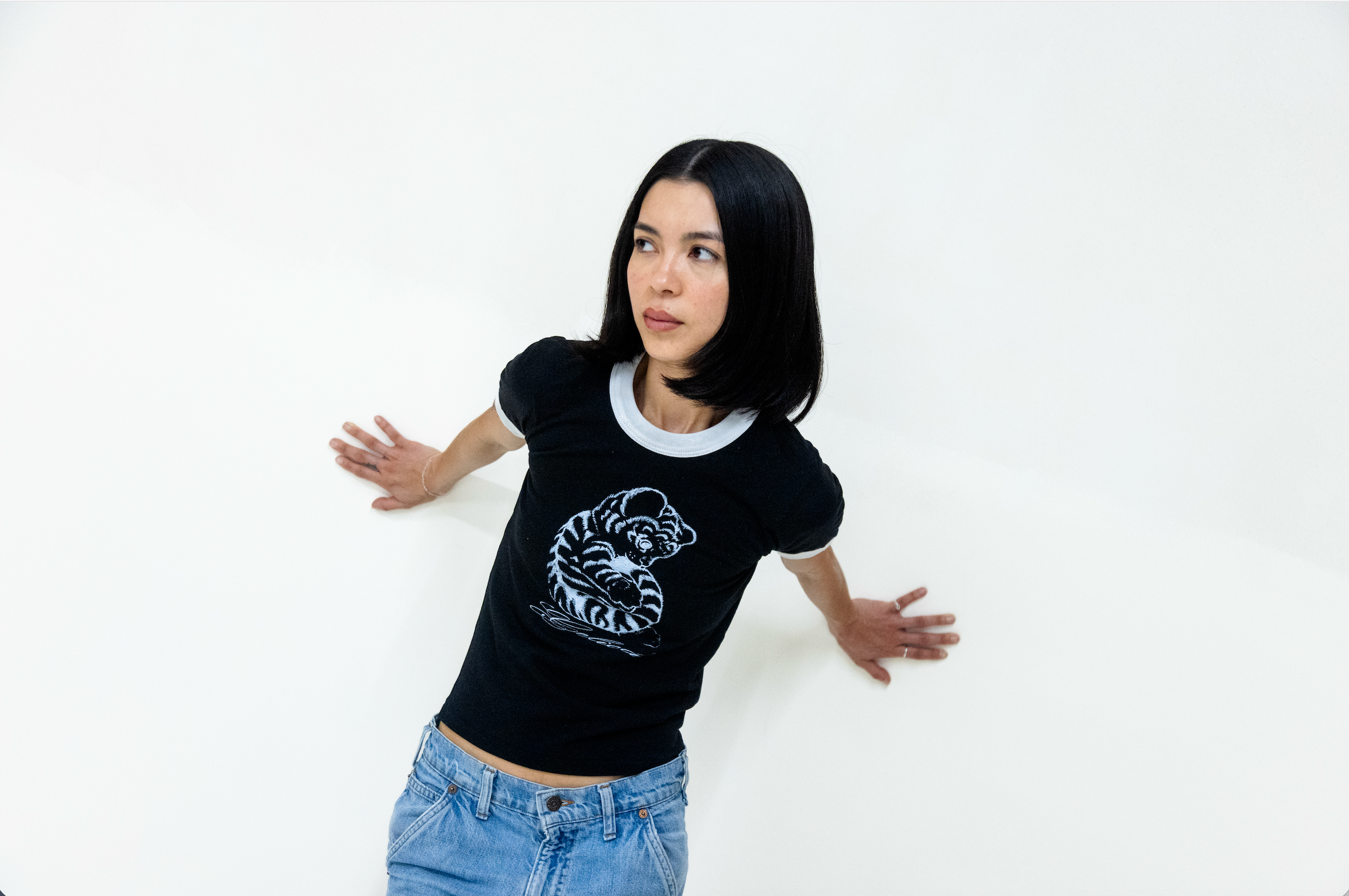 Tiger Ringer Tee - Black/White